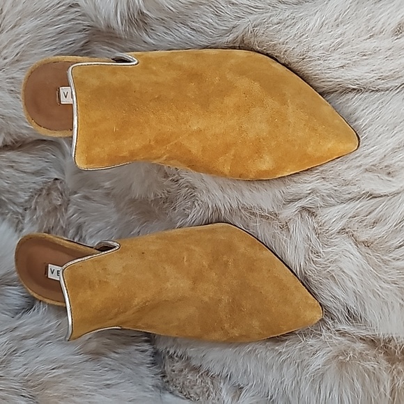 Veronica Beard Heeled Mules in Saffron/GoldenTrimmed with Metallic Silver Sz.35 - Picture 2 of 11
